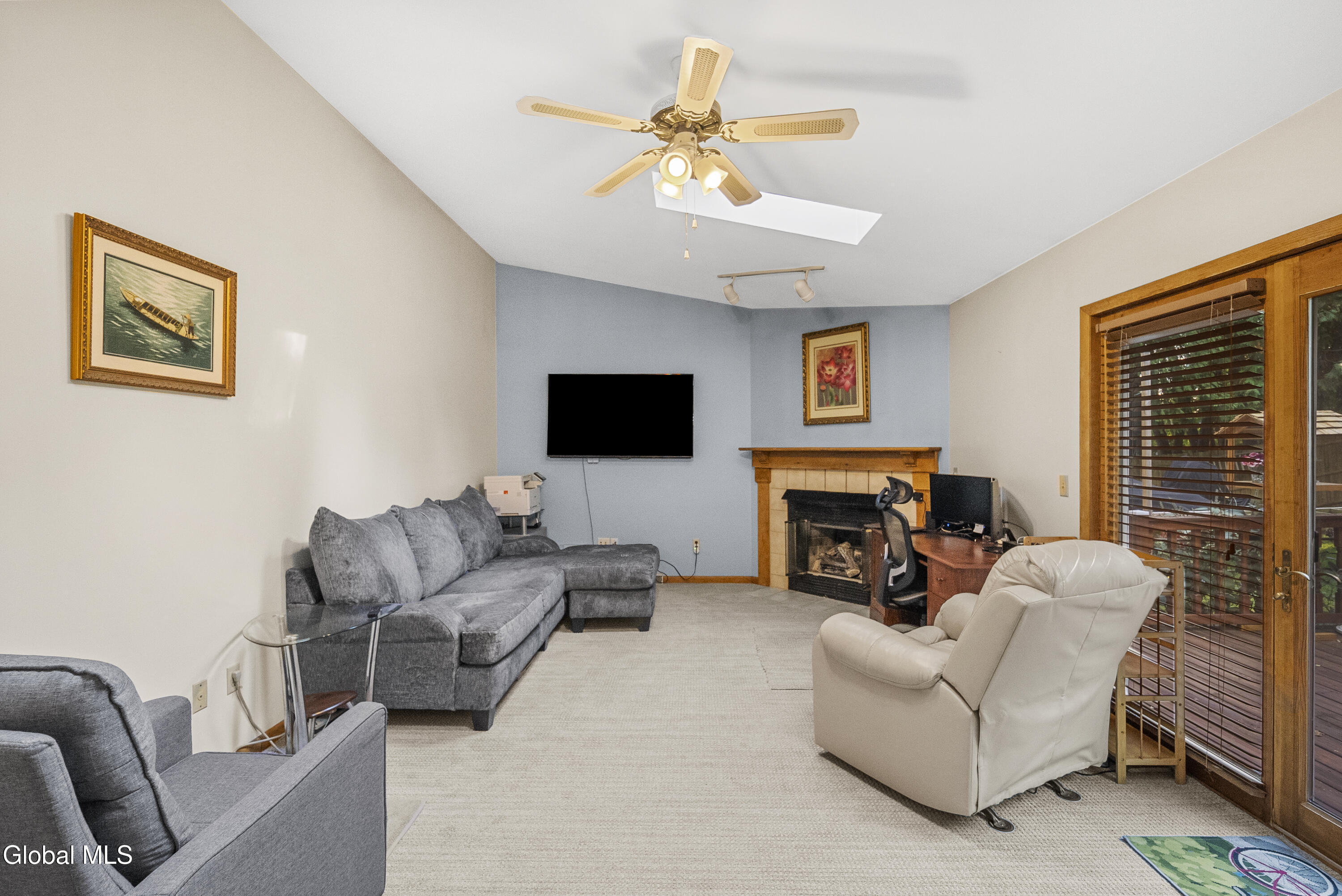 102 Old Coach Road Clifton Park NY 12065