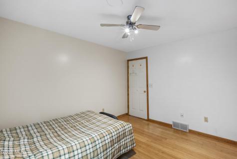 102 Old Coach Road Clifton Park NY 12065