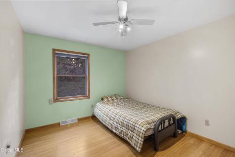 102 Old Coach Road Clifton Park NY 12065