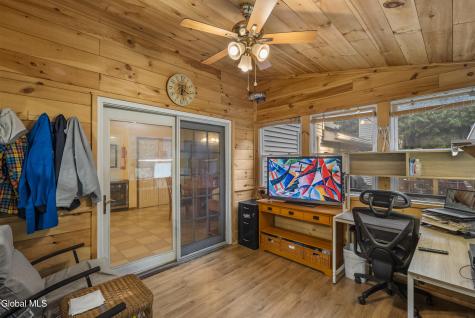 102 Old Coach Road Clifton Park NY 12065