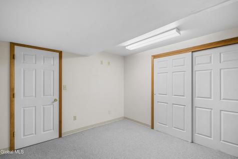 102 Old Coach Road Clifton Park NY 12065