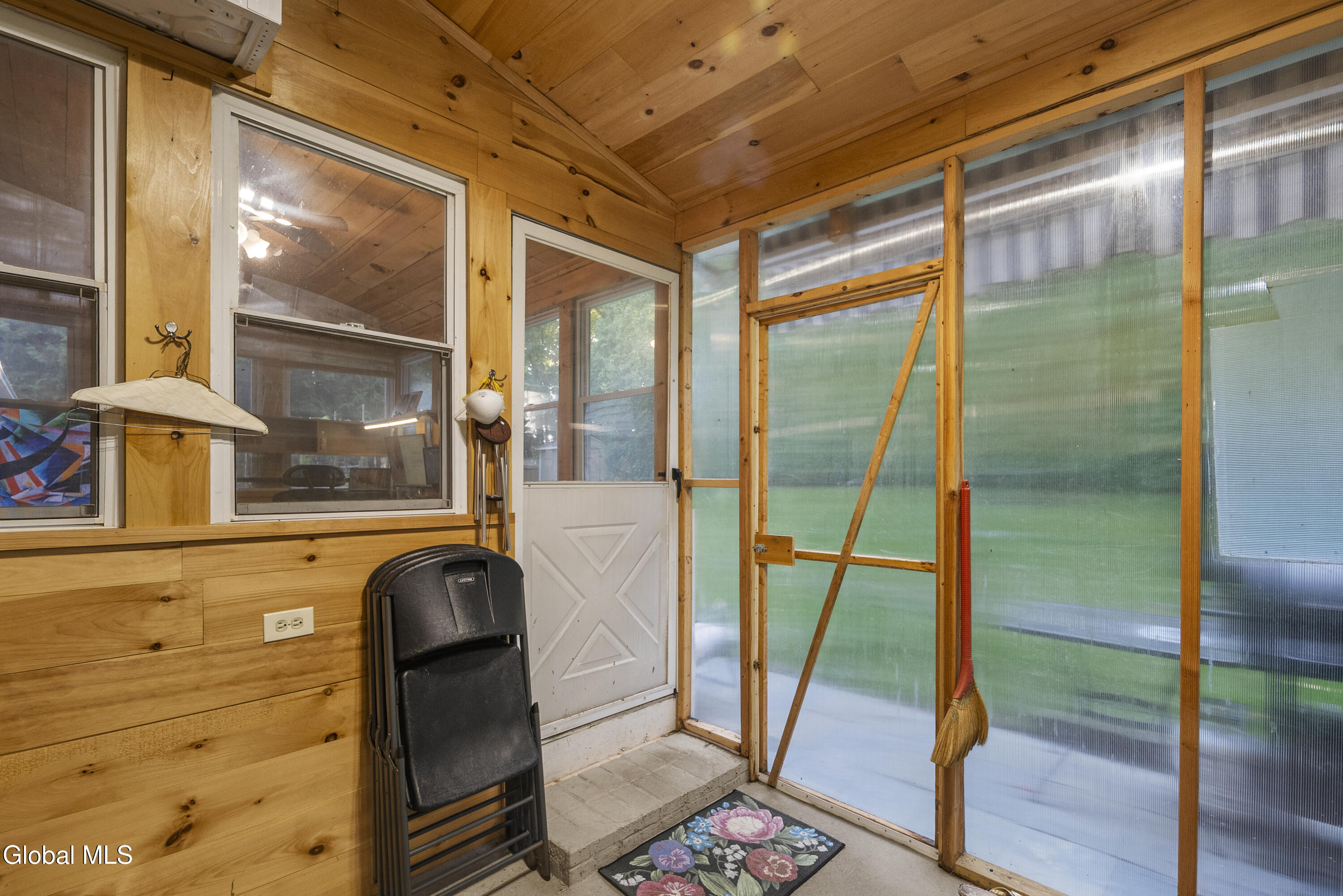 102 Old Coach Road Clifton Park NY 12065