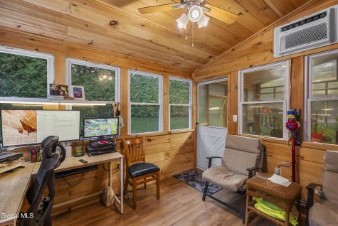 102 Old Coach Road Clifton Park NY 12065