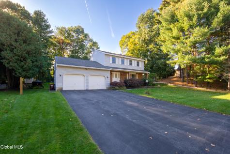 102 Old Coach Road Clifton Park NY 12065