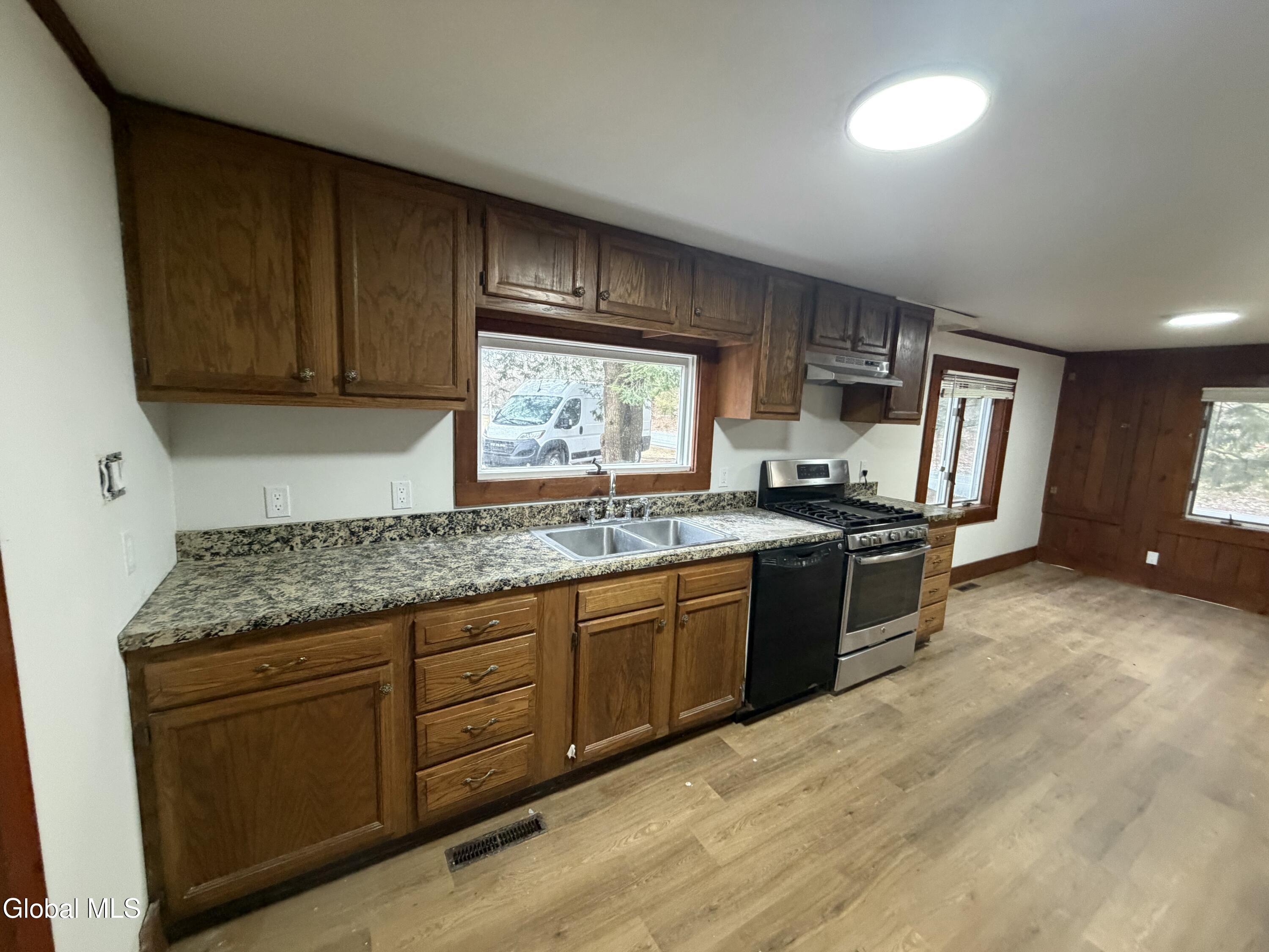 2704 Ny-2 Cropseyville NY 12052