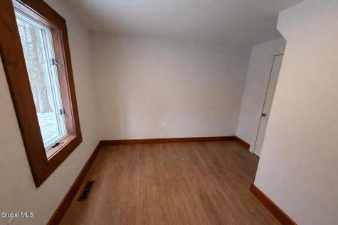 2704 Ny-2 Cropseyville NY 12052