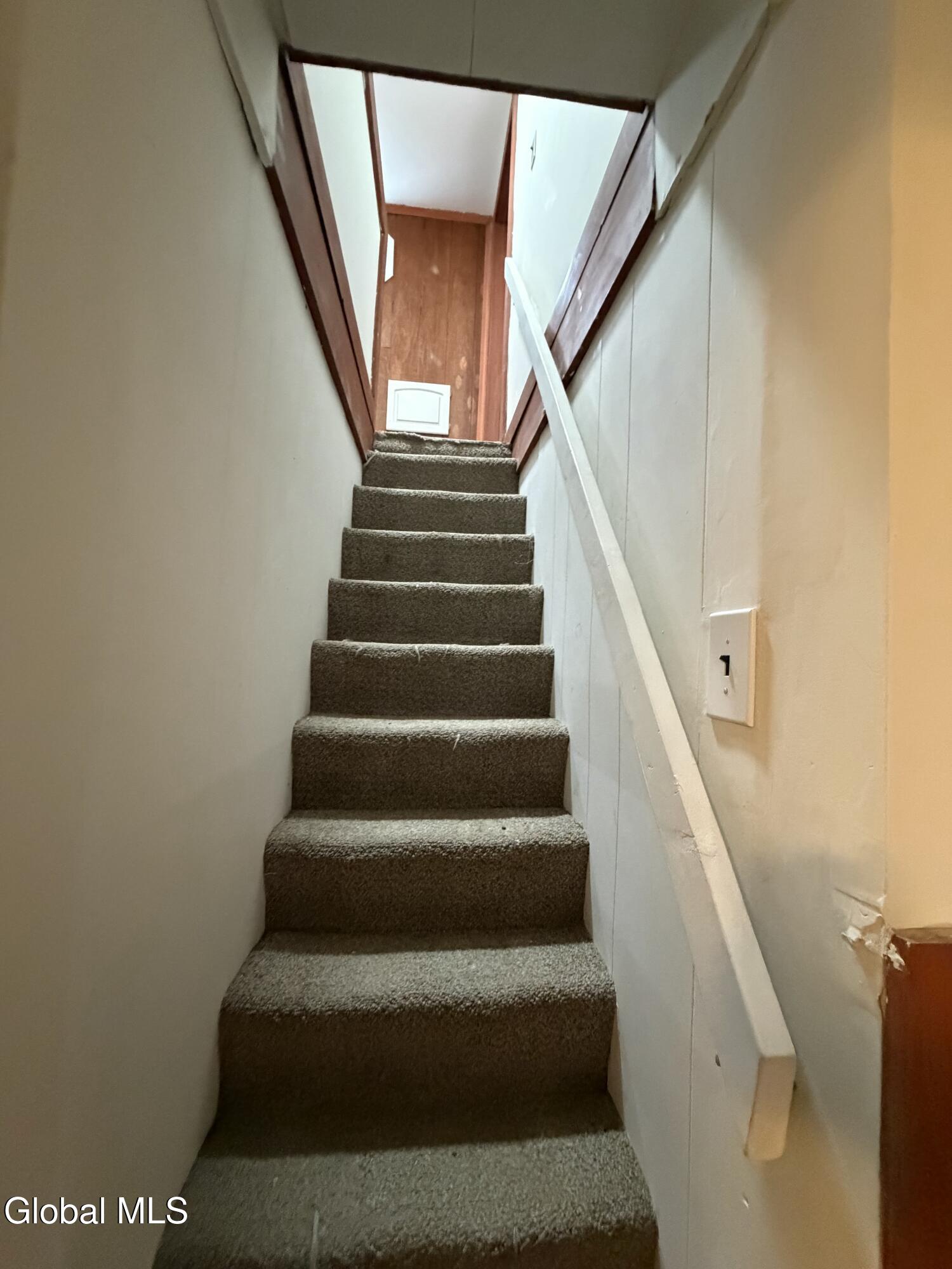 2704 Ny-2 Cropseyville NY 12052