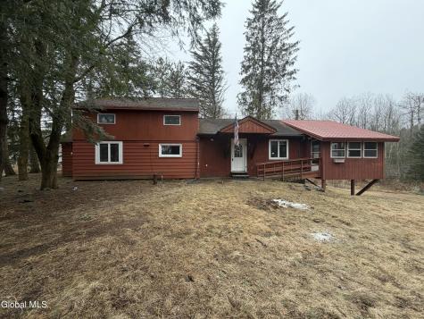2704 Ny-2 Cropseyville NY 12052