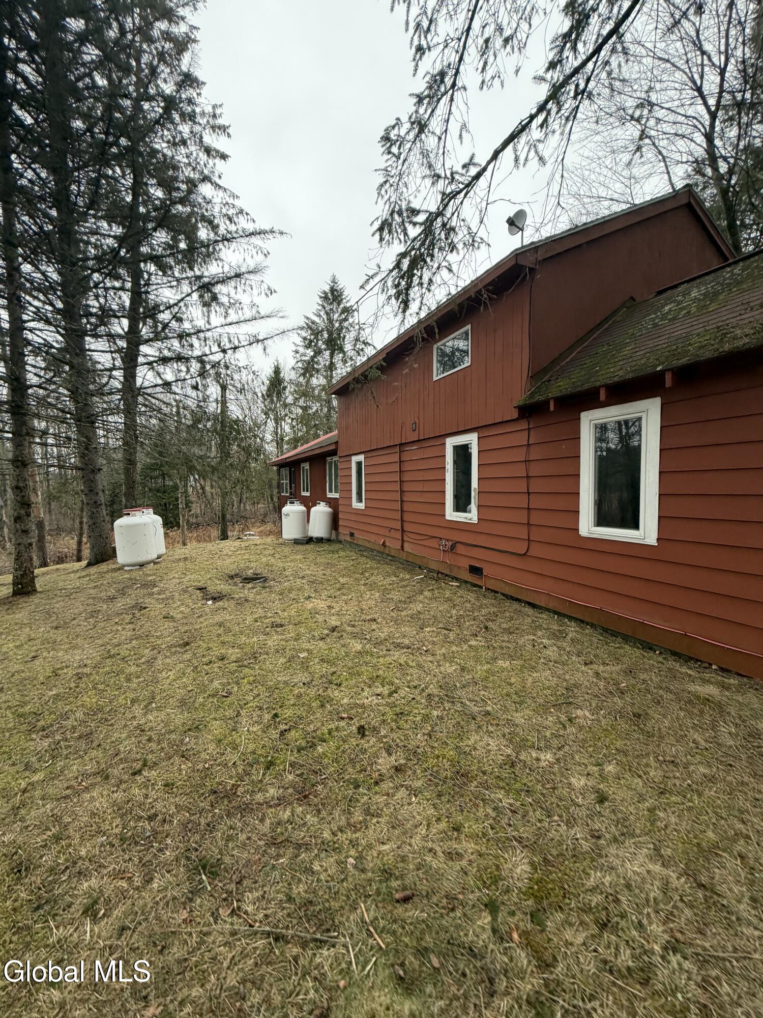 2704 Ny-2 Cropseyville NY 12052