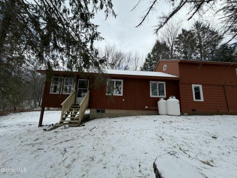 2704 Ny-2 Cropseyville NY 12052