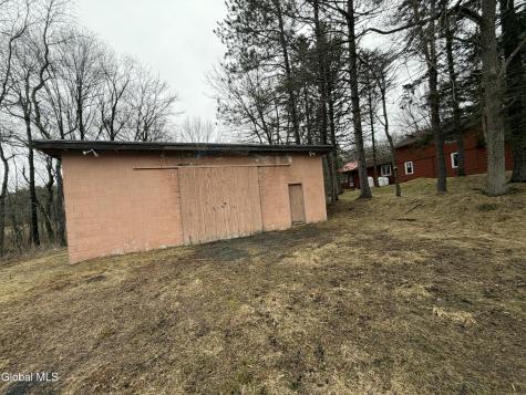 2704 Ny-2 Cropseyville NY 12052