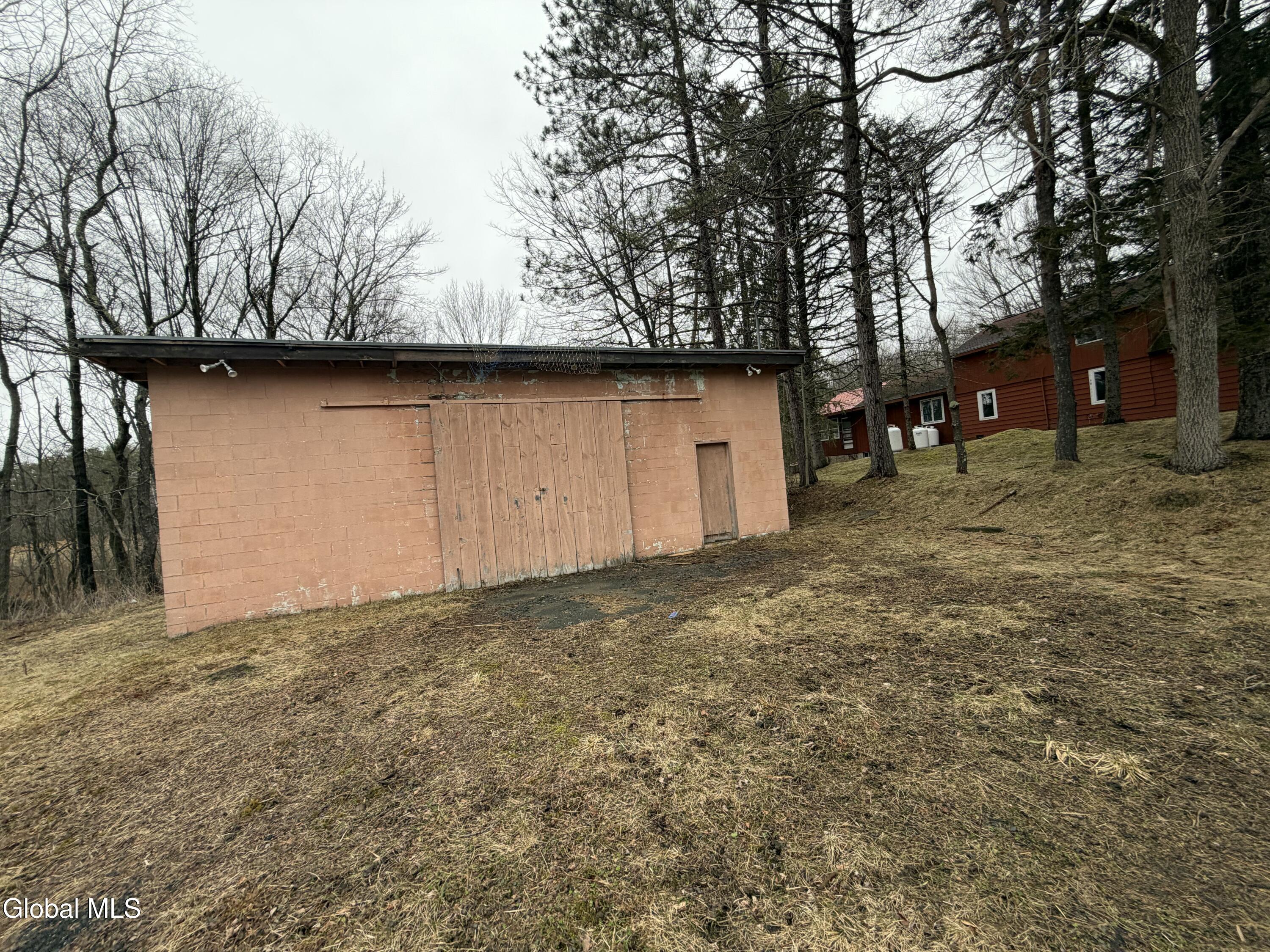 2704 Ny-2 Cropseyville NY 12052