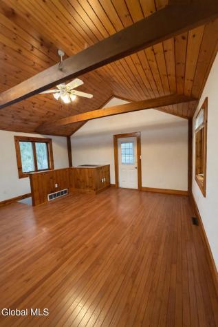 2704 Ny-2 Cropseyville NY 12052