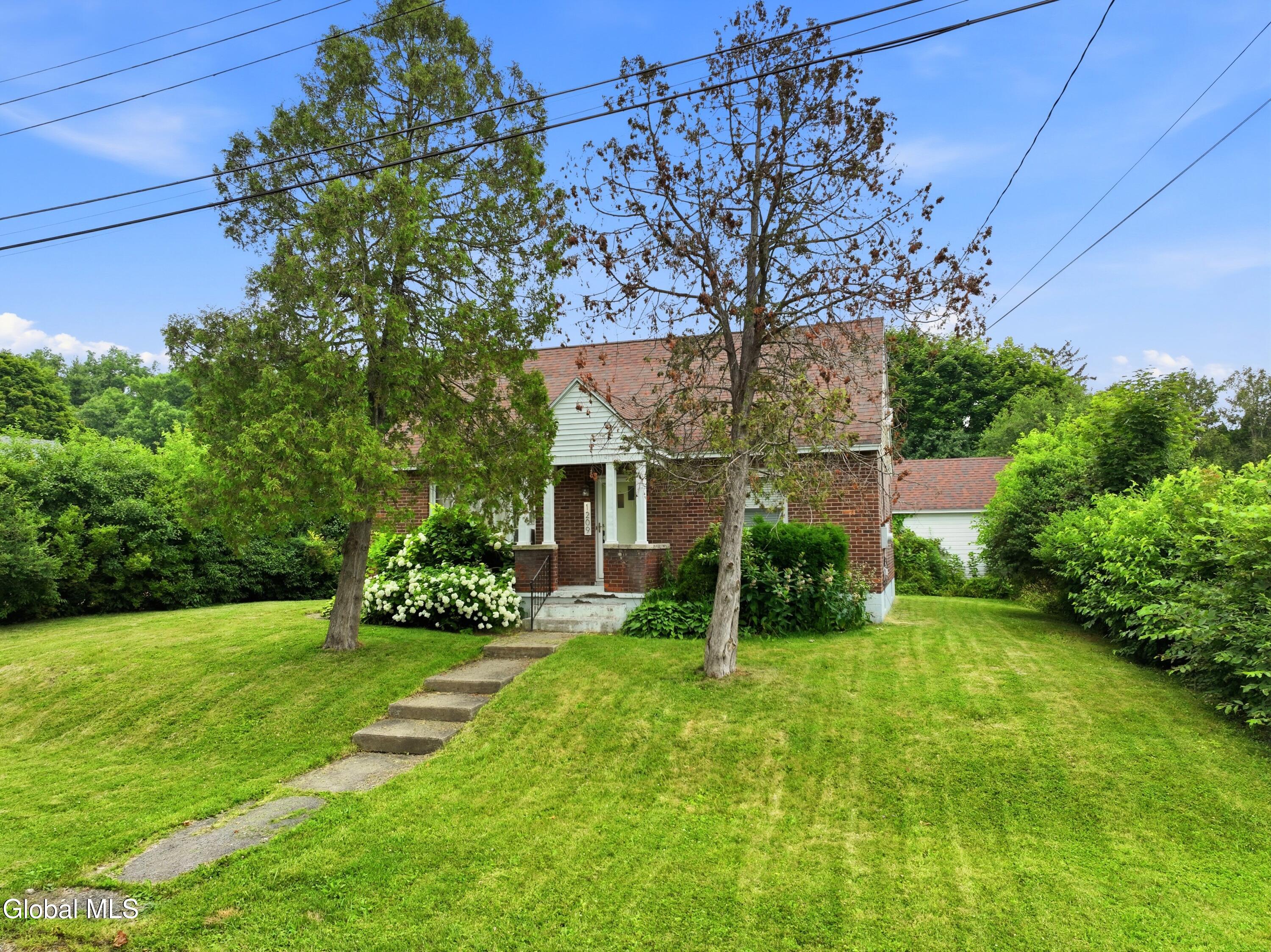 1209 Mader Street Schenectady NY 12308