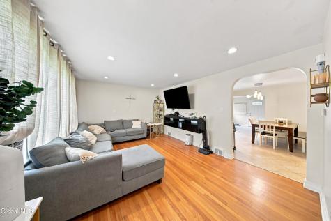 1209 Mader Street Schenectady NY 12308