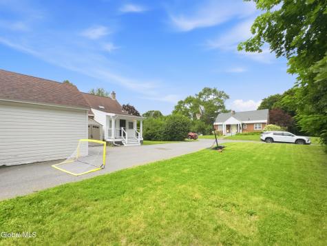 1209 Mader Street Schenectady NY 12308