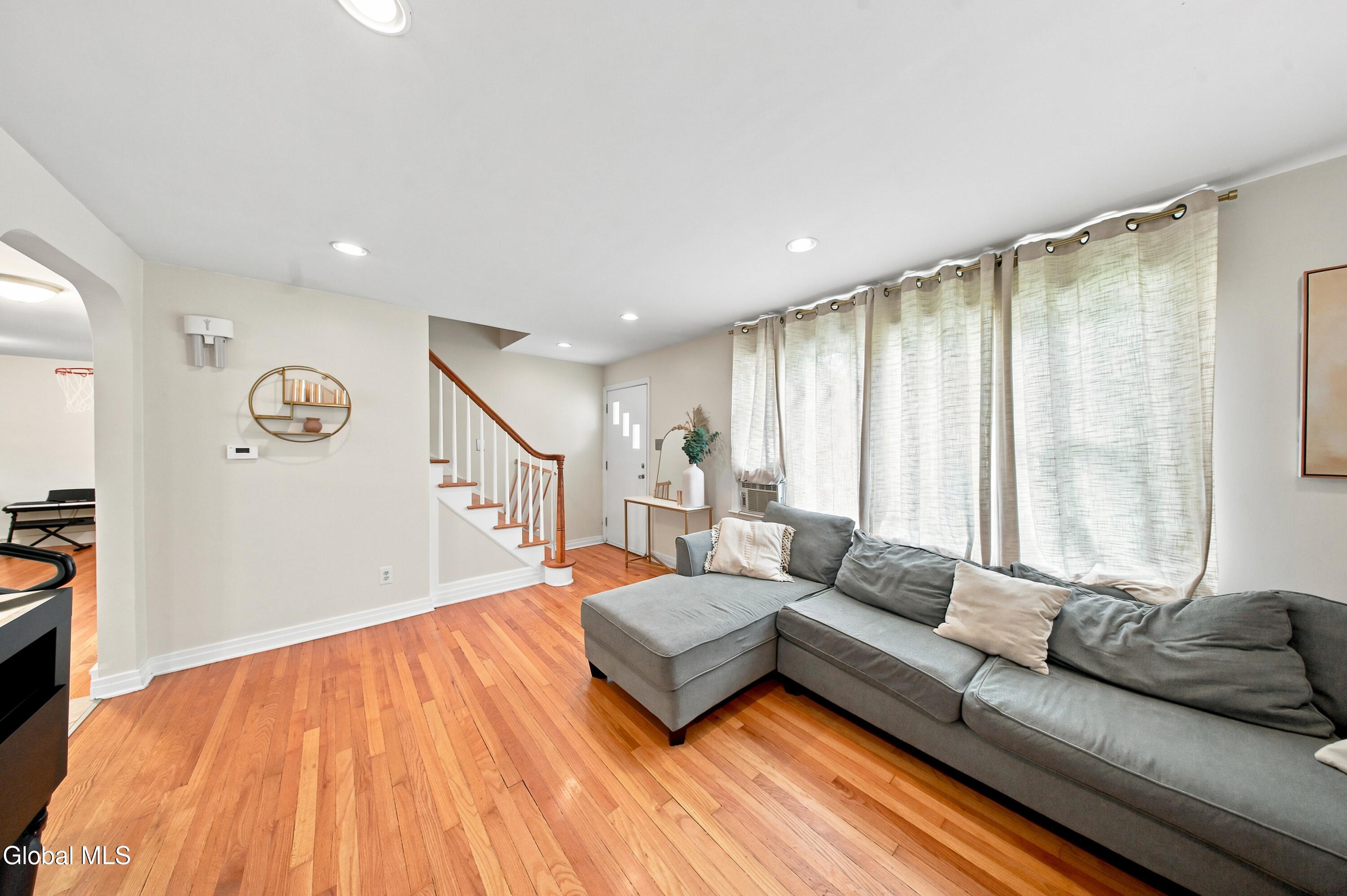 1209 Mader Street Schenectady NY 12308