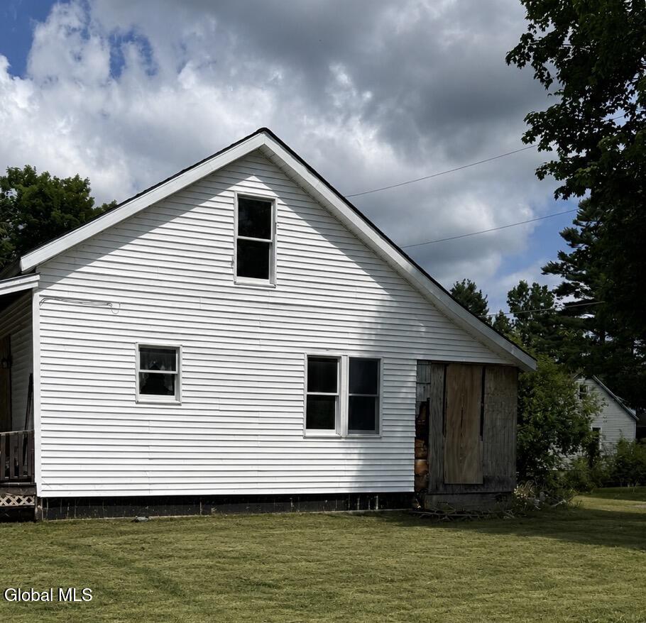 12 Woodrow Avenue Tupper Lake NY 12986
