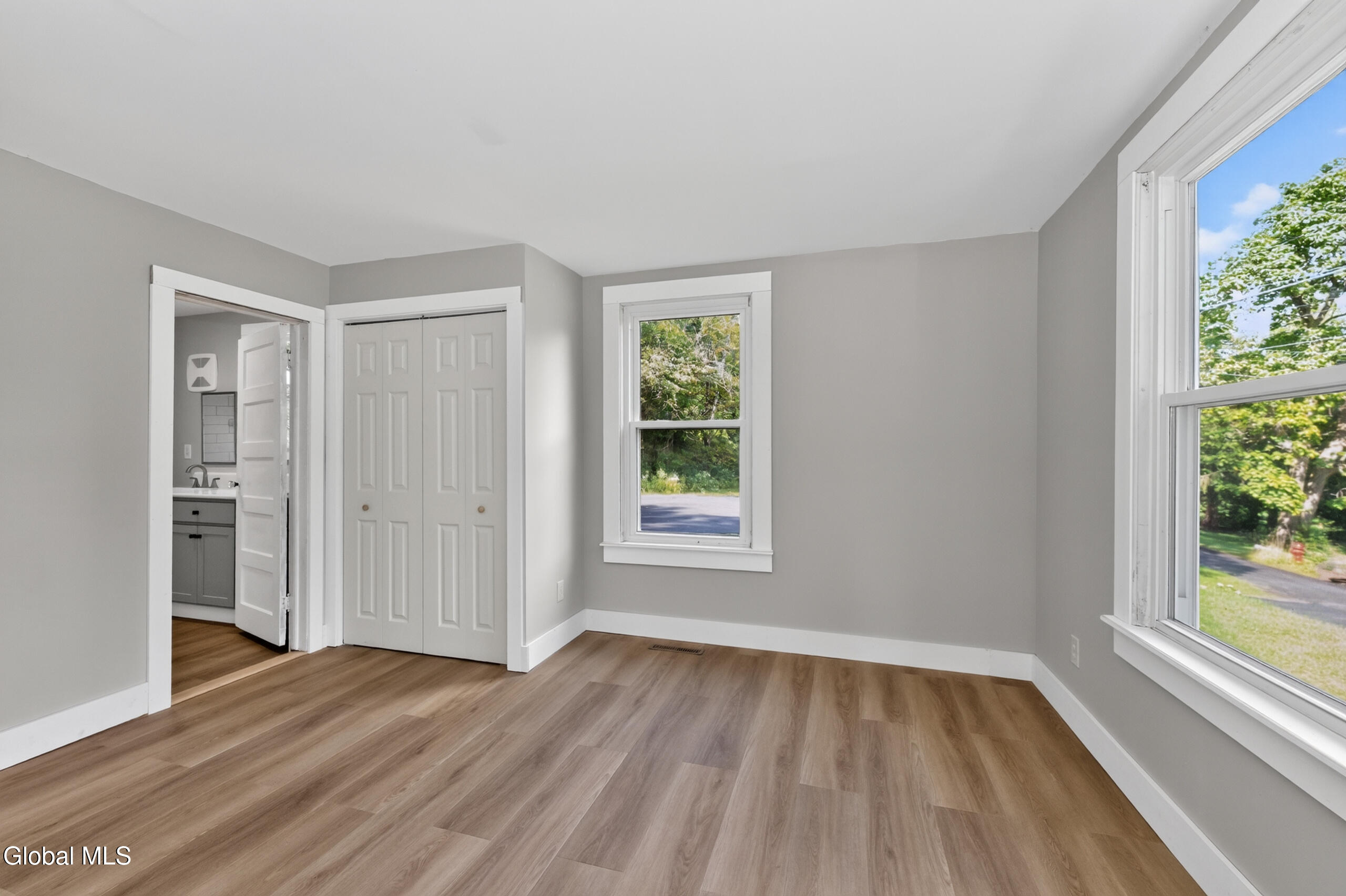 4 Washington Avenue Round Lake NY 12151