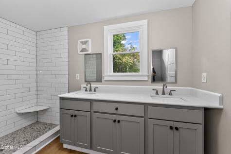 4 Washington Avenue Round Lake NY 12151