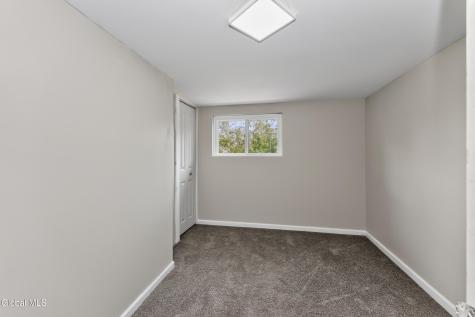 4 Washington Avenue Round Lake NY 12151