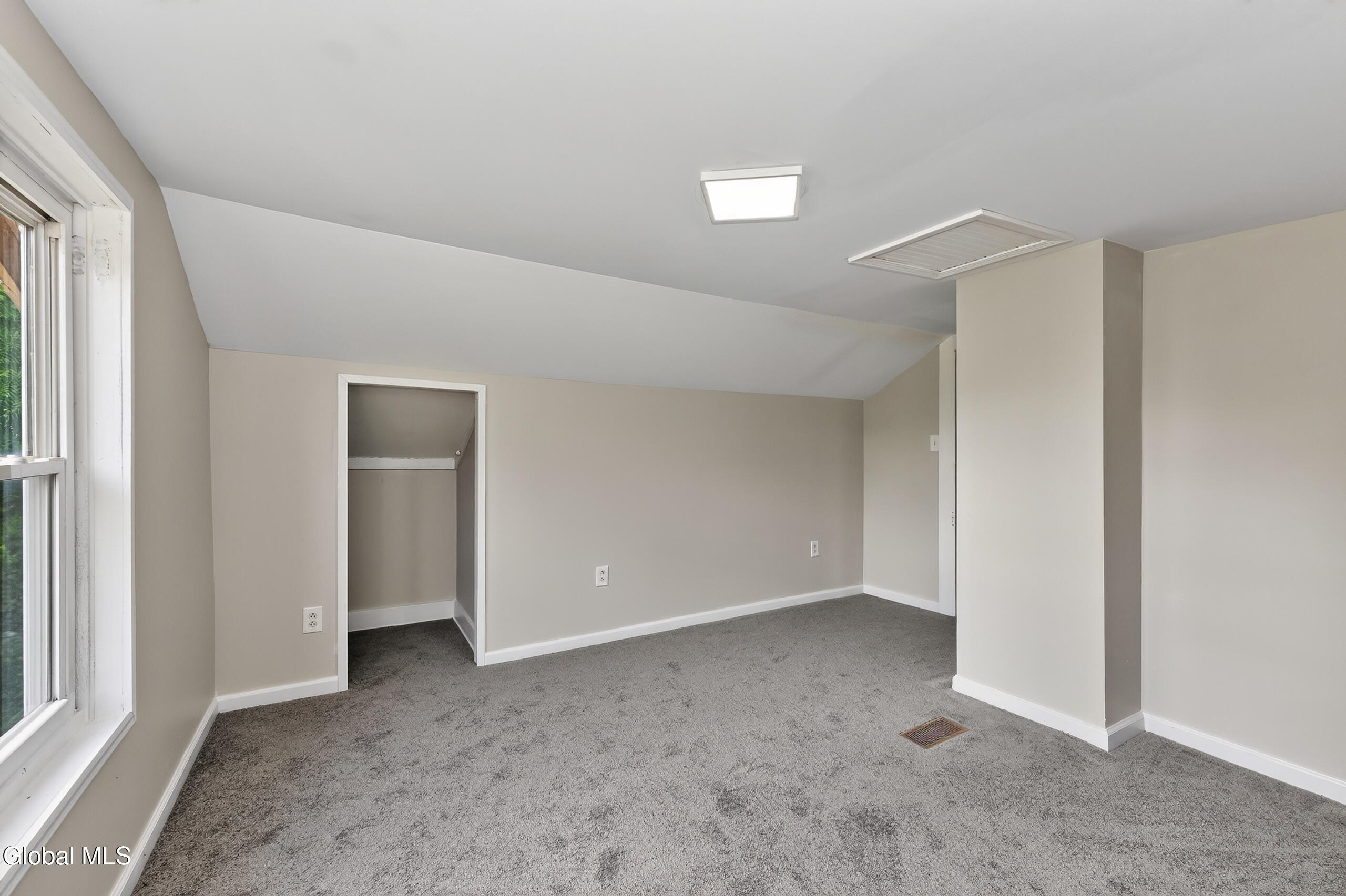 4 Washington Avenue Round Lake NY 12151