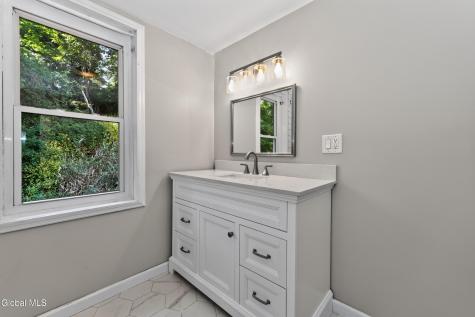 4 Washington Avenue Round Lake NY 12151