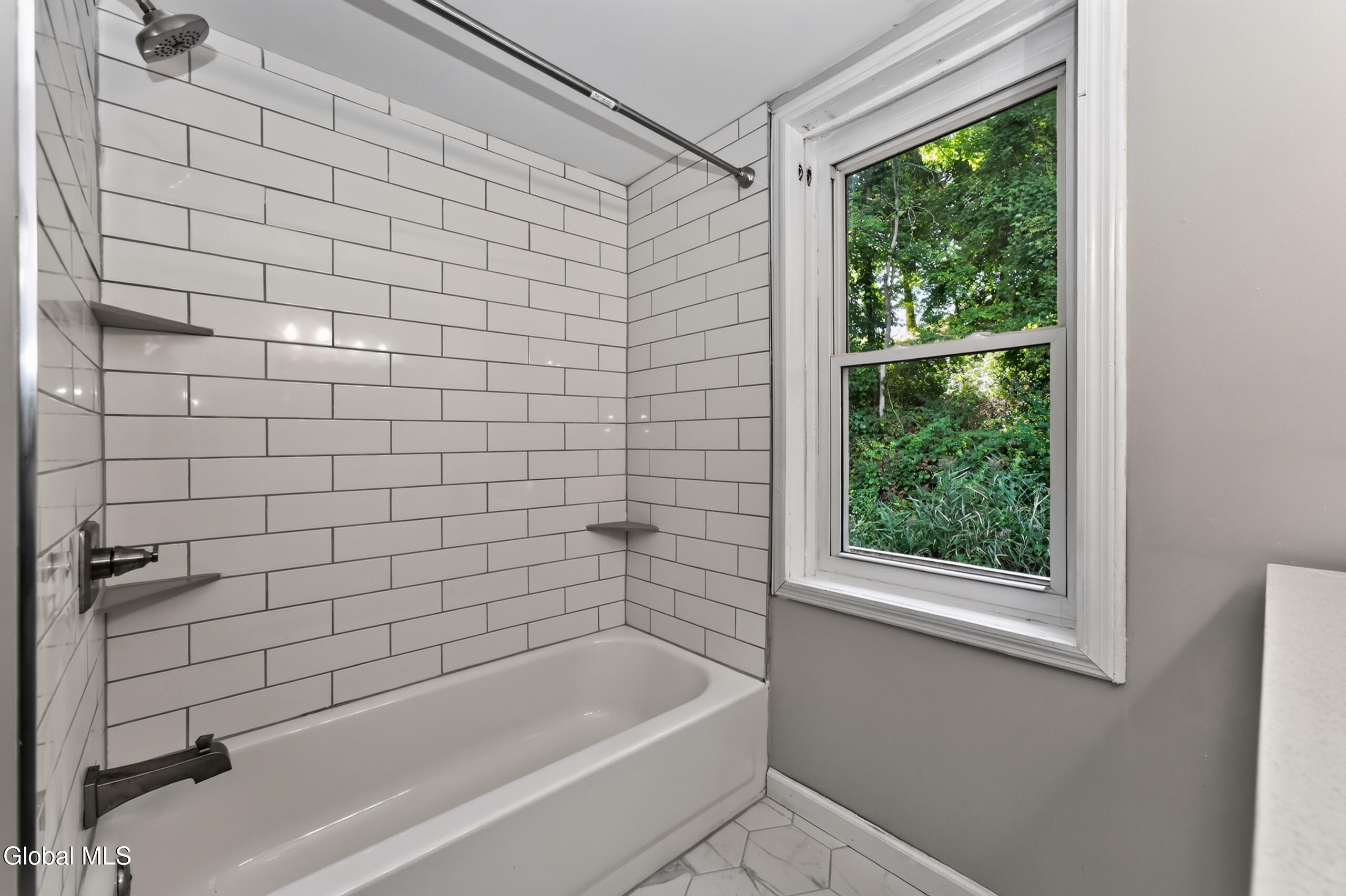 4 Washington Avenue Round Lake NY 12151