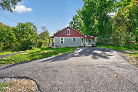4 Washington Avenue Round Lake NY 12151