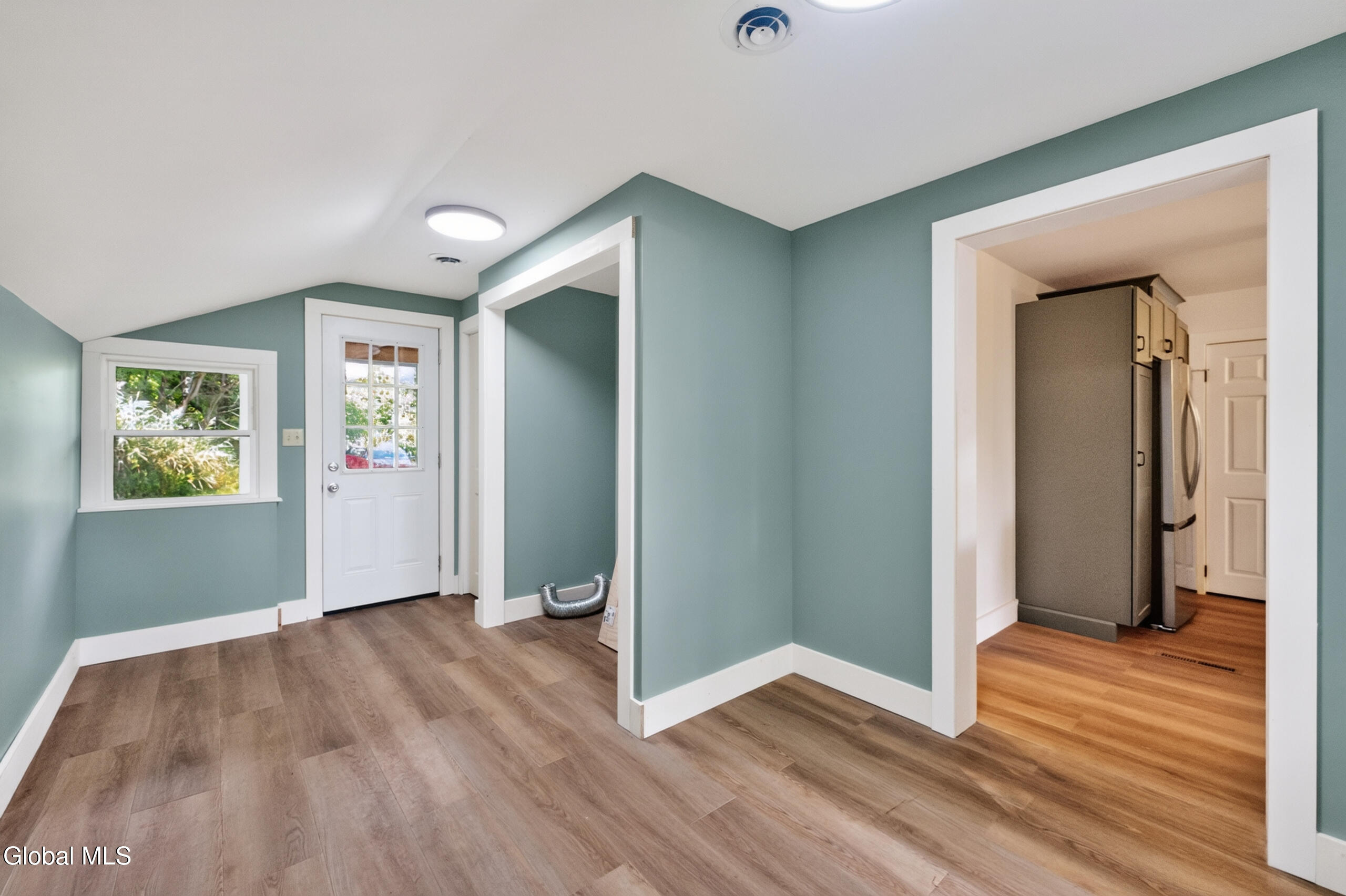 4 Washington Avenue Round Lake NY 12151