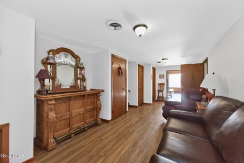 7 Lace Lane Clifton Park NY 12065