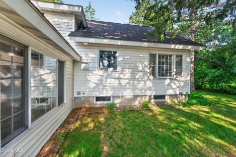 7 Lace Lane Clifton Park NY 12065