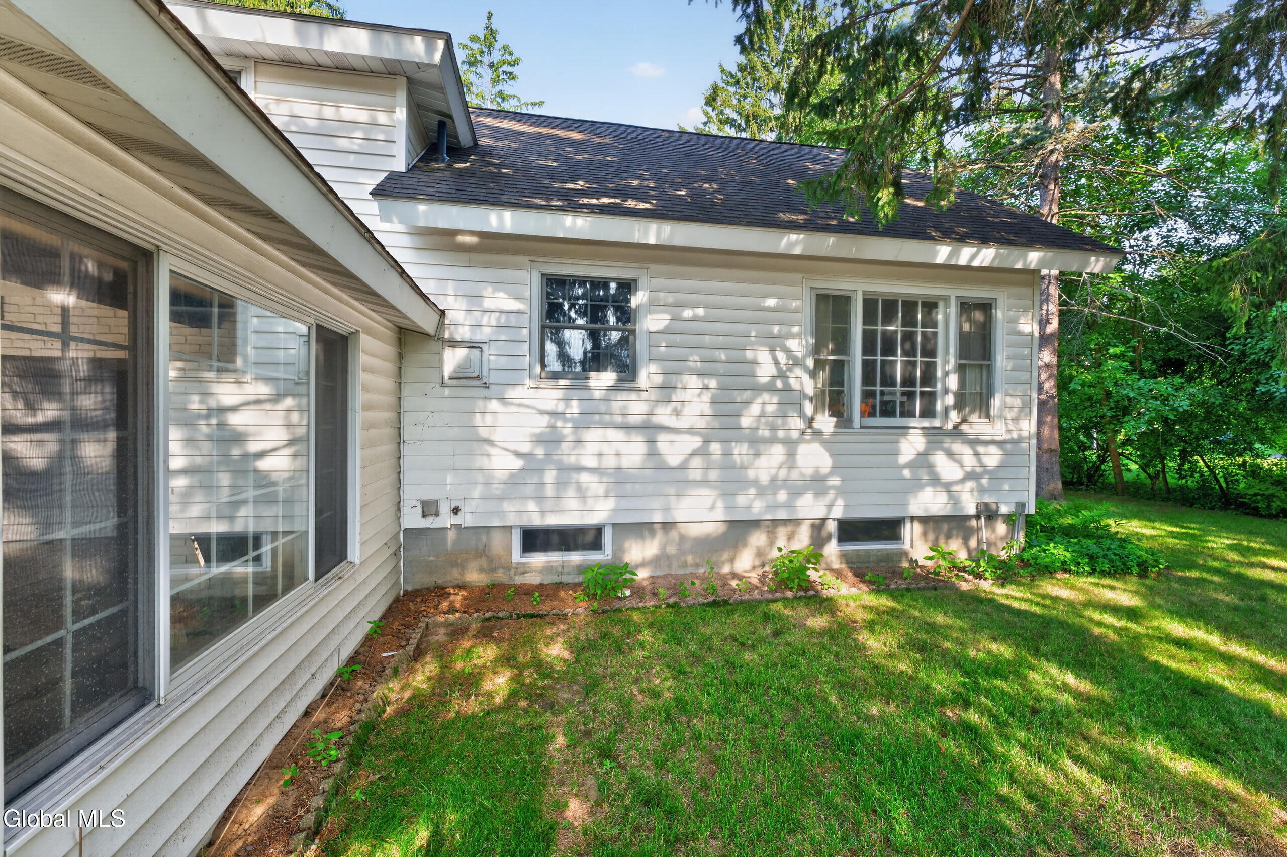 7 Lace Lane Clifton Park NY 12065