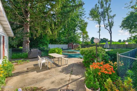 7 Lace Lane Clifton Park NY 12065