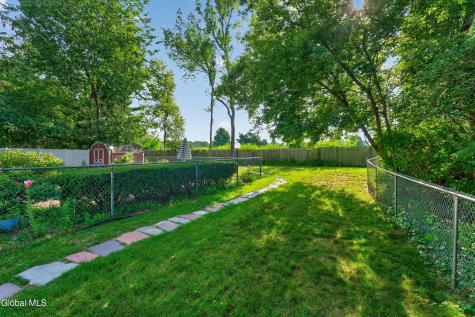 7 Lace Lane Clifton Park NY 12065