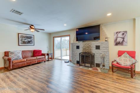 627 Lily Lake Road Gloversville NY 12078