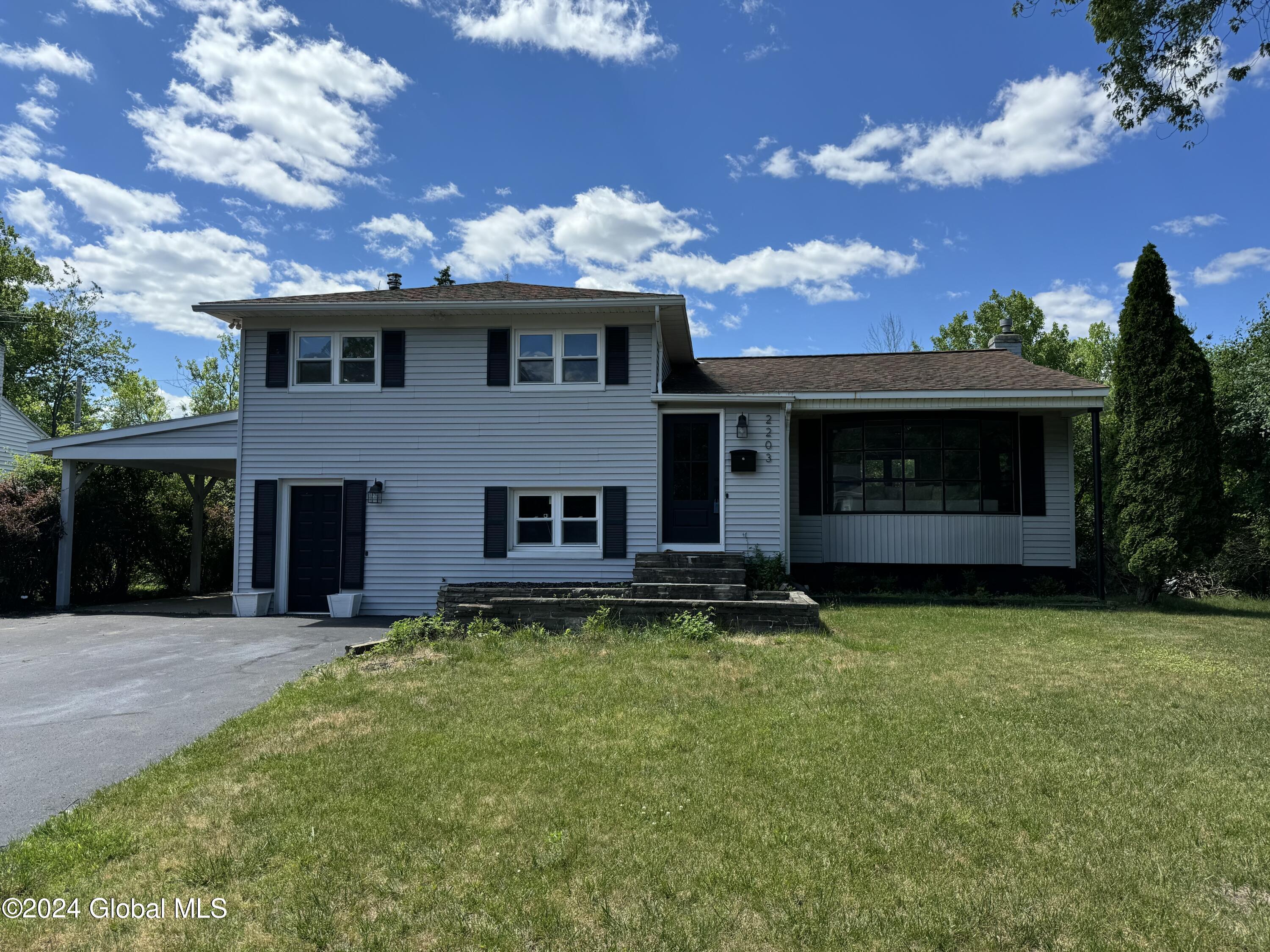 2203 Webster Drive Niskayuna NY 12309
