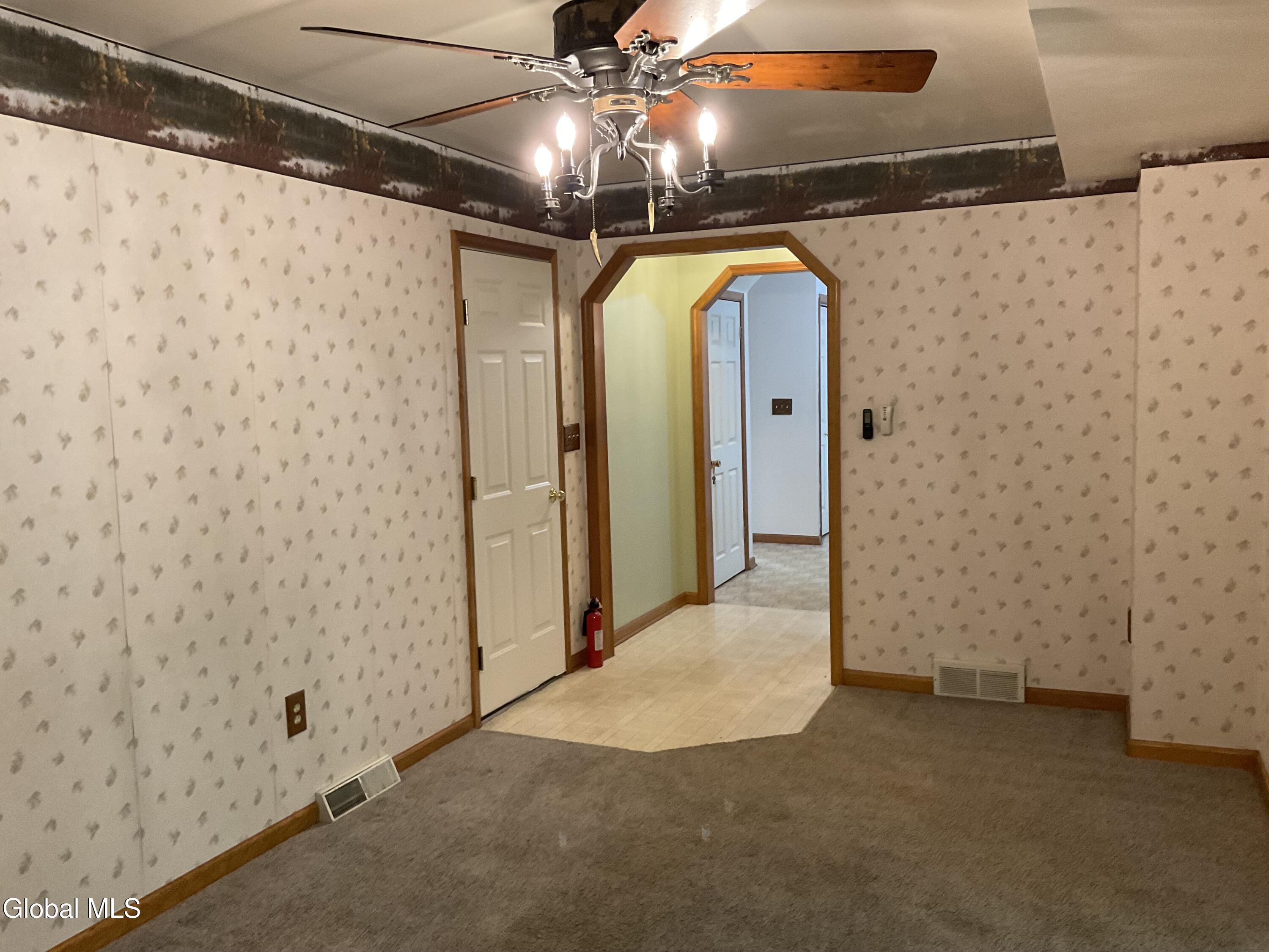 12 Netherlands Boulevard Rotterdam NY 12306