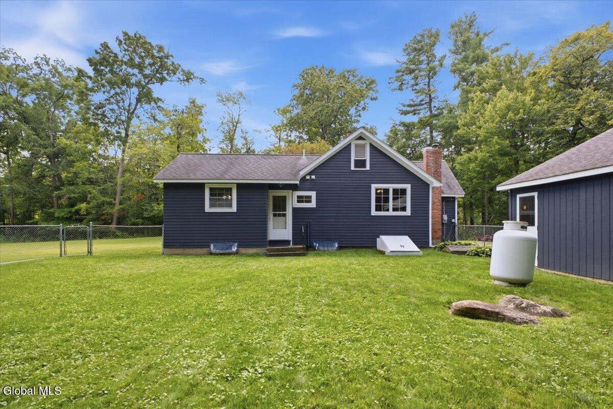 1 Madison Avenue Rexford NY 12148