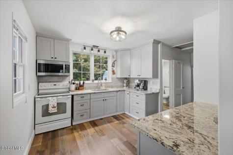 1 Madison Avenue Rexford NY 12148