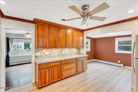 10 Westbrook Drive Nassau NY 12123