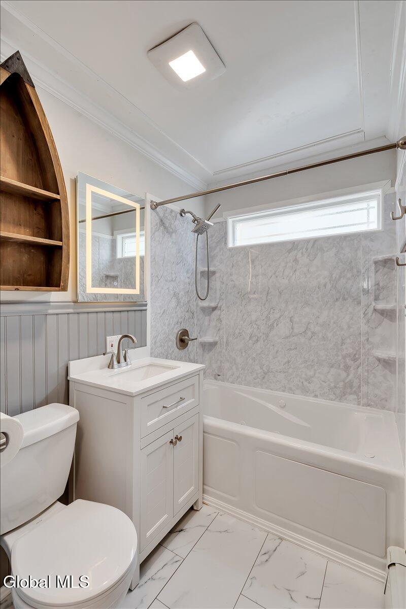 10 Westbrook Drive Nassau NY 12123