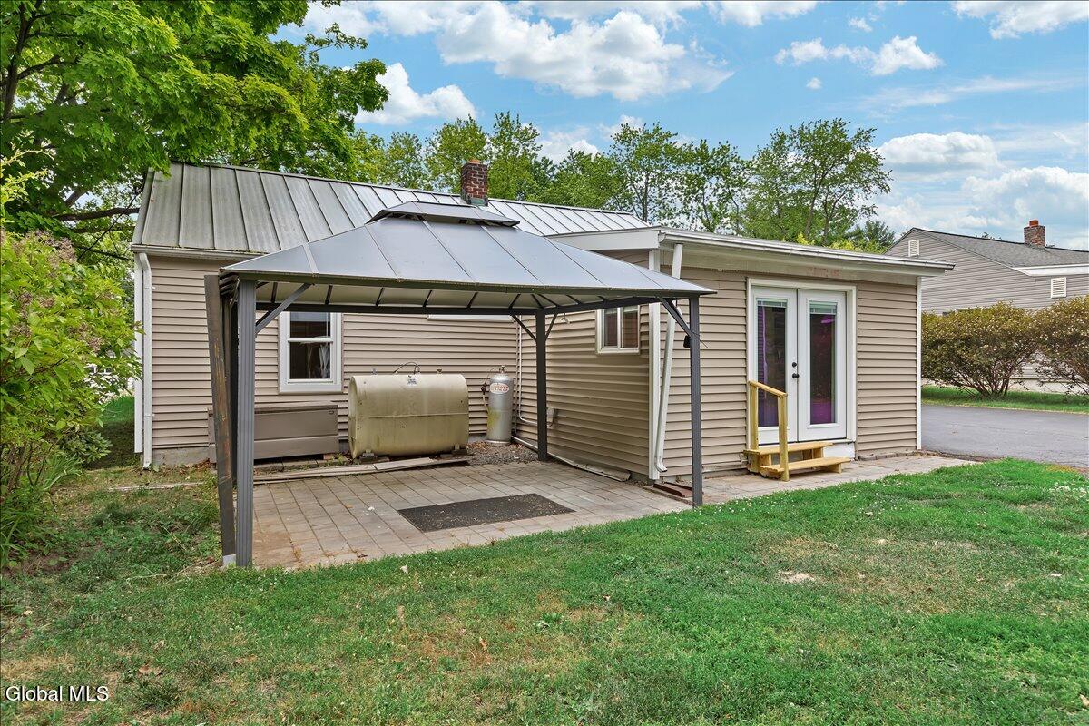 10 Westbrook Drive Nassau NY 12123