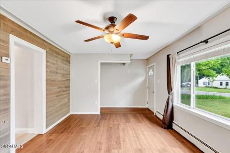 10 Westbrook Drive Nassau NY 12123