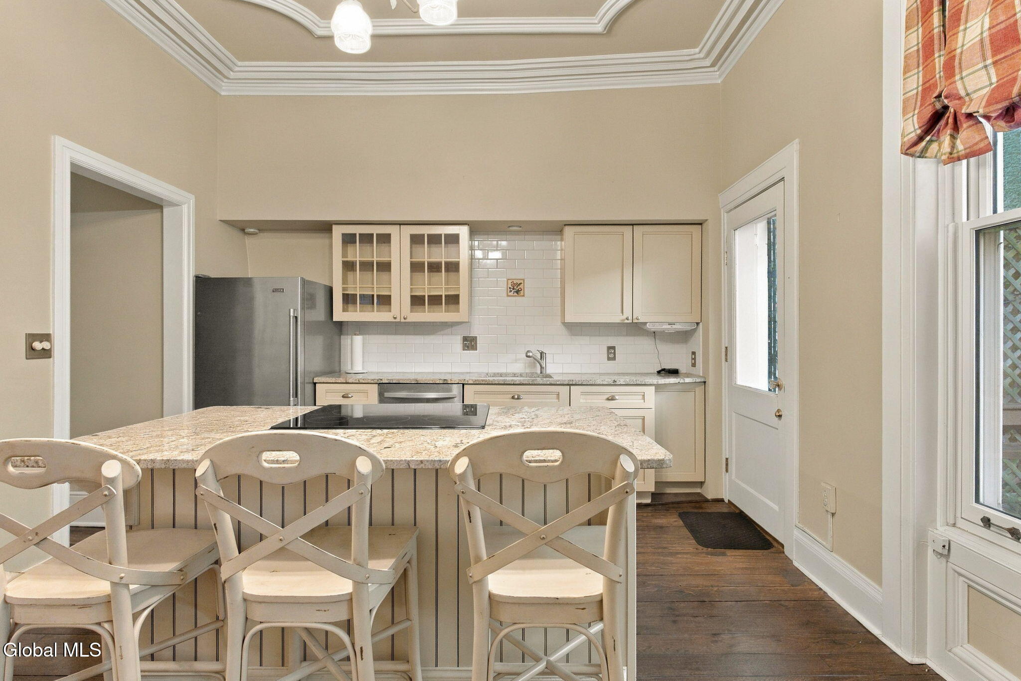 165 Lancaster Street Albany NY 12210