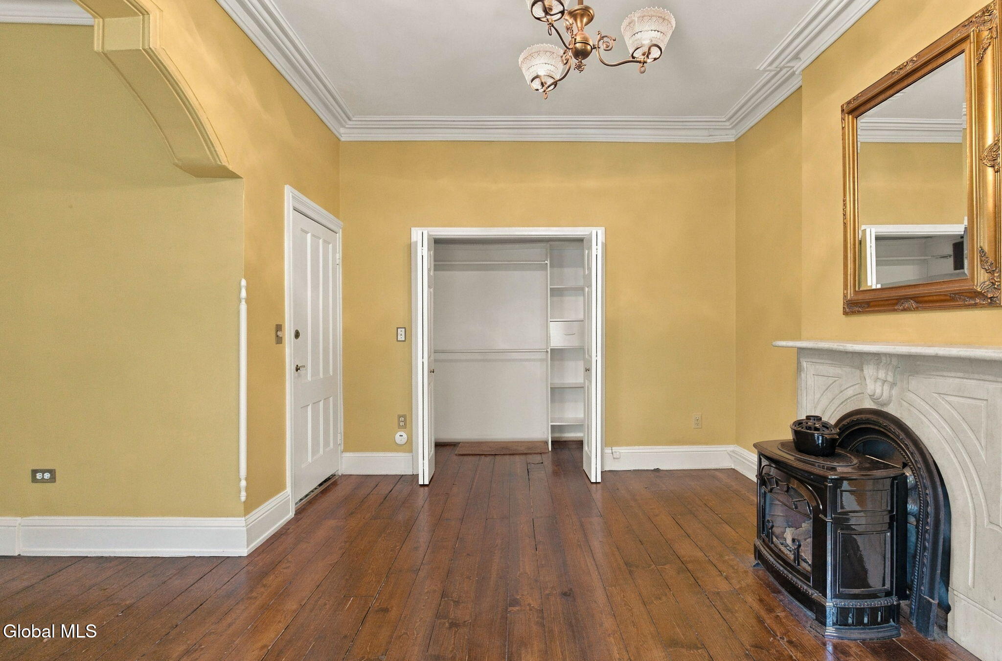 165 Lancaster Street Albany NY 12210