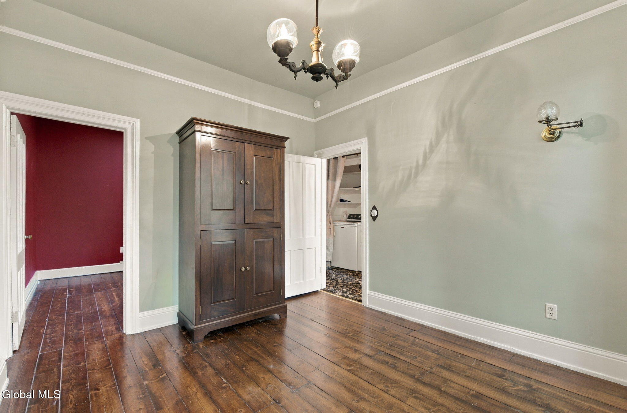 165 Lancaster Street Albany NY 12210