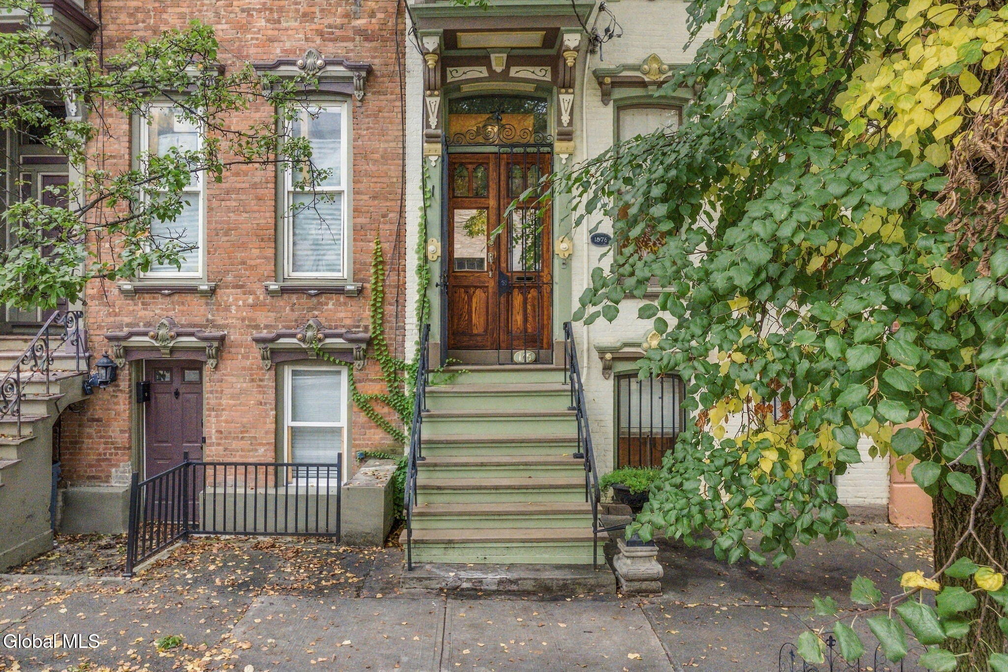 165 Lancaster Street Albany NY 12210