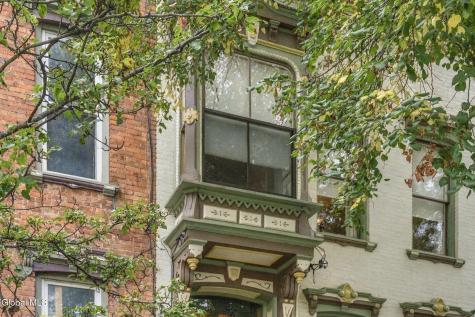 165 Lancaster Street Albany NY 12210