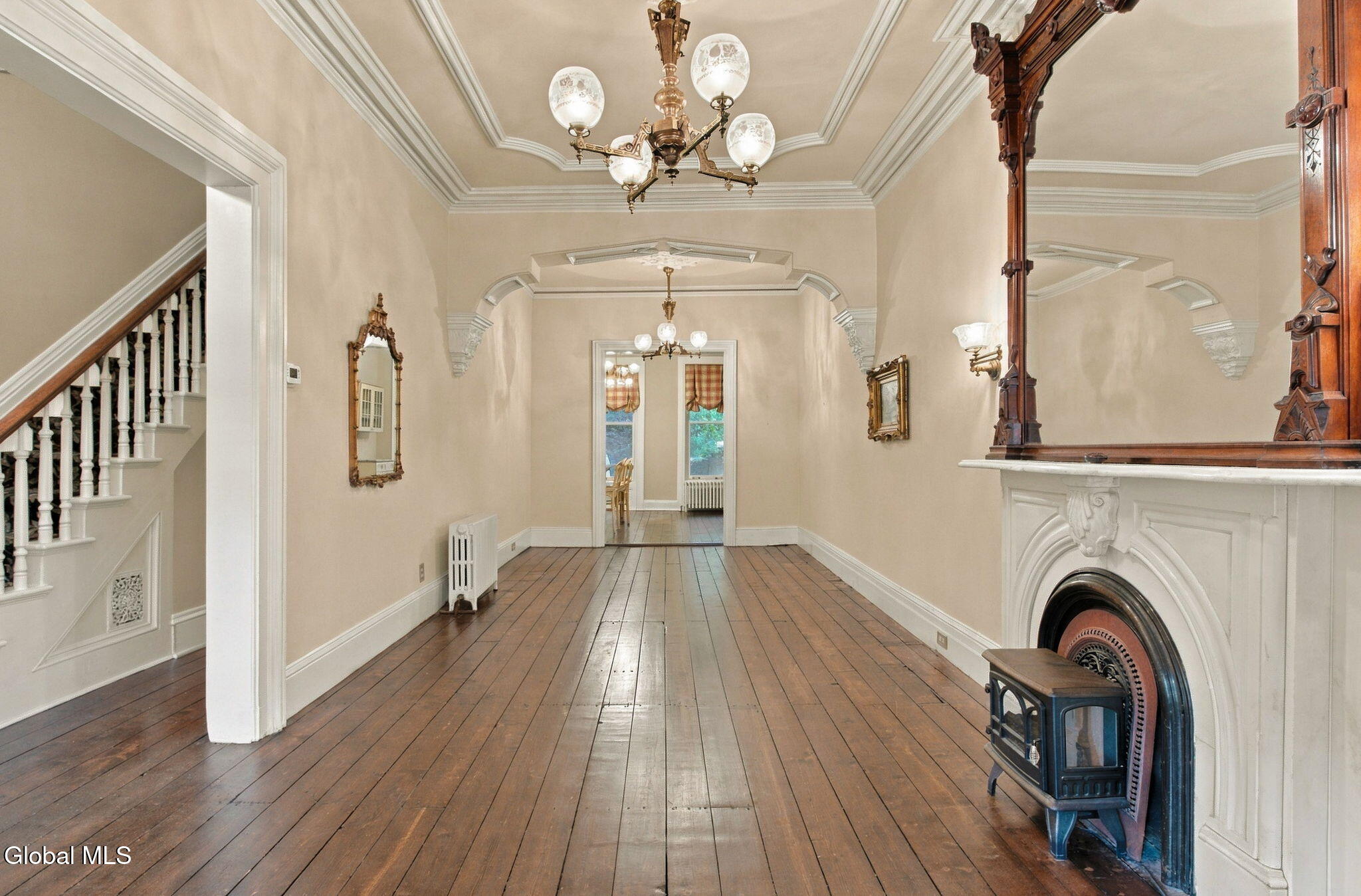 165 Lancaster Street Albany NY 12210